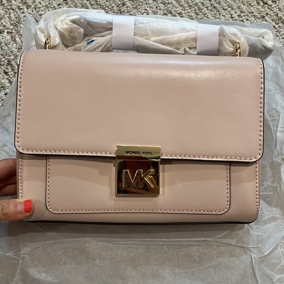 MICHAEL KORS Mindy Leather 38s0ctzl2l Chain Shoulder Bag - Picture 3 of 13